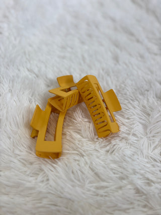 Goldenrod Claw Clip