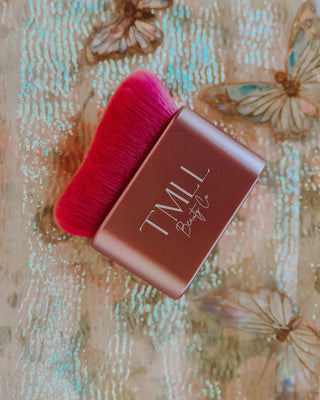 *TMLL Monthly Pre-Order* Self Tan Contour & Blending Brush