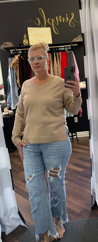 The Eloise V-Neck Sweater - Oatmeal