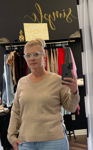 The Eloise V-Neck Sweater - Oatmeal