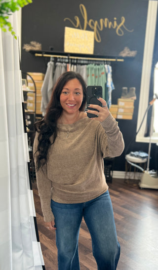 The Delilah Dolman Top