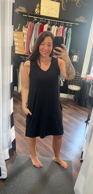 The Veronica Dress - Black