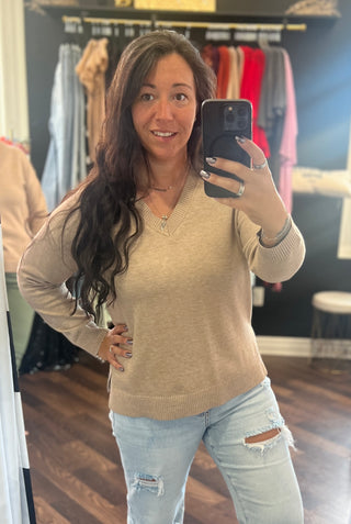 The Eloise V-Neck Sweater - Oatmeal