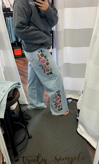 *IN STOCK & PRE-ORDER* Floral Embroidered Wide Leg Jeans