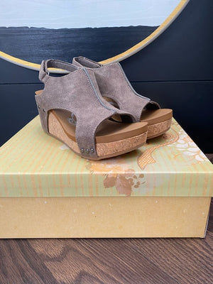 Very G Liberty Wedge in Taupe